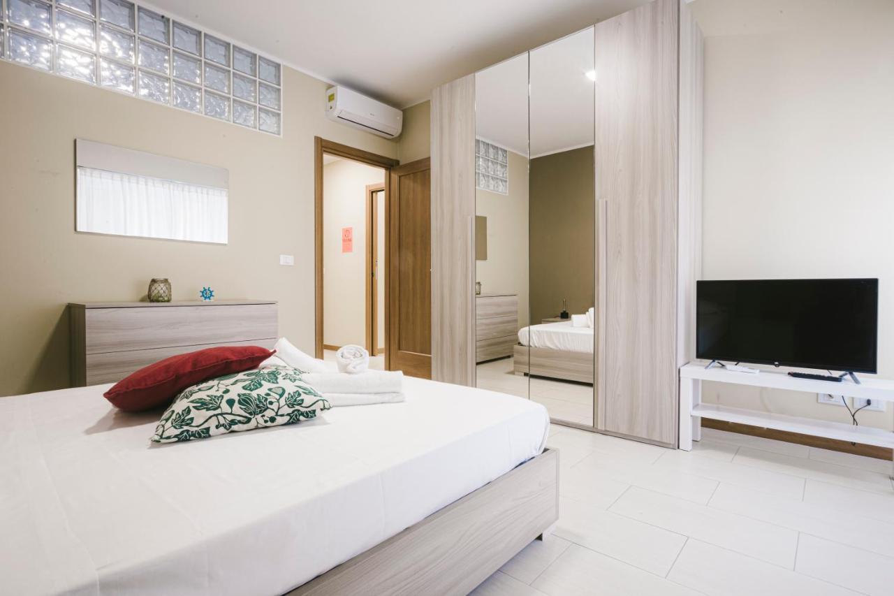 Grab A Flat In Coroneo Aparthotel Trieste Bagian luar foto