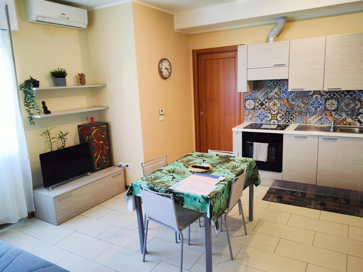 Grab A Flat In Coroneo Aparthotel Trieste Bagian luar foto