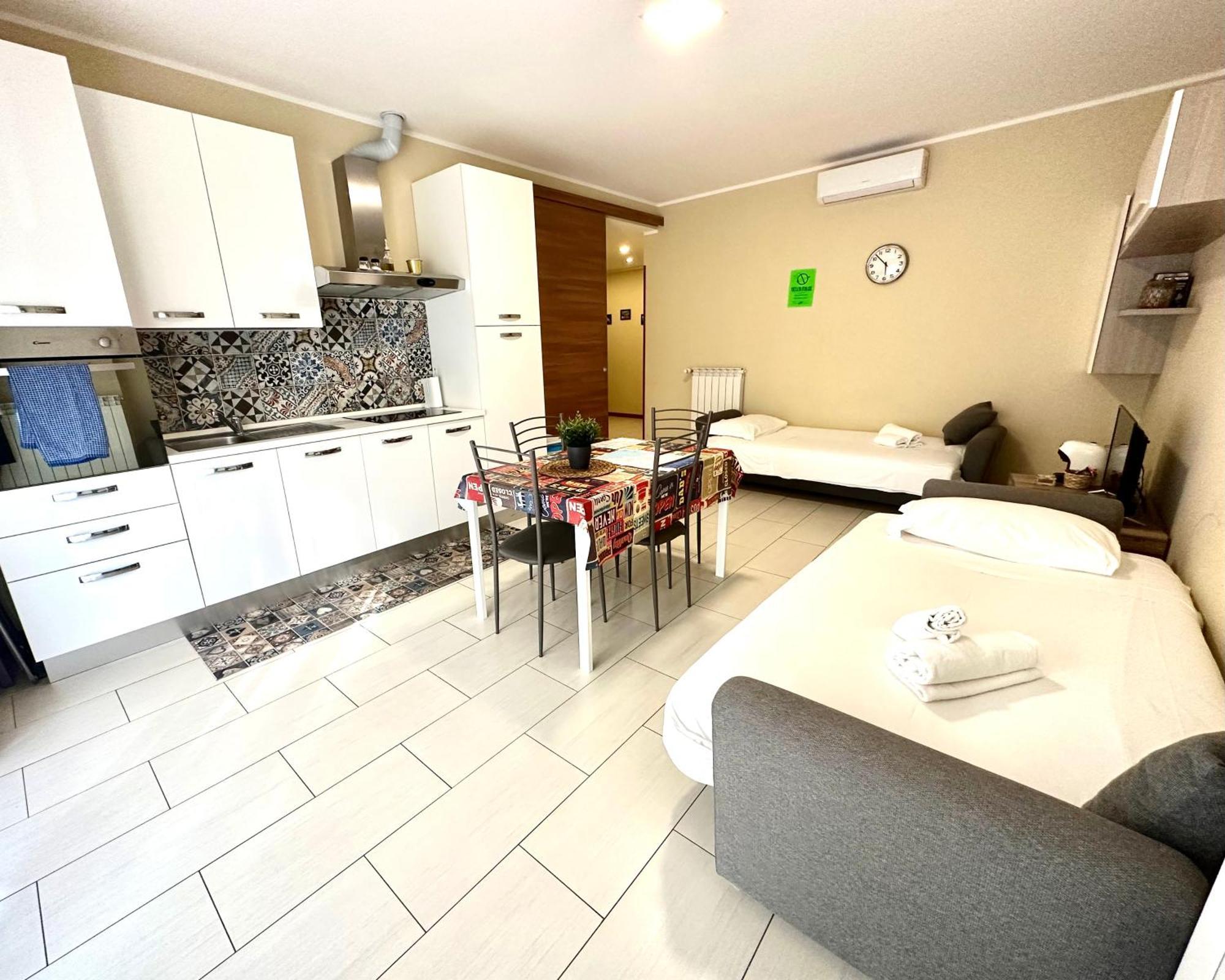 Grab A Flat In Coroneo Aparthotel Trieste Bagian luar foto